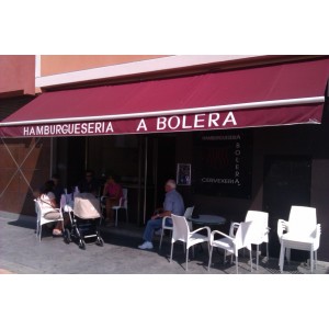 Hamburguesería  A BOLERA, en Carral, A Coruña