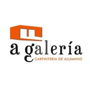 A Galería Carpintería de Aluminio, en Meicende, A Coruña